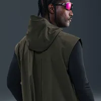 Nike Tech чоловічі Dri-FIT Woven Windrunner Vest колір зелений