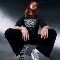 Everyone Watches жіноча Sports™ Nike by TOGETHXR футболка колір чорний