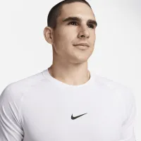 Nike Pro чоловічі Dri-FIT Slim Short-Sleeve Top колір білий