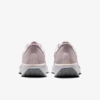 Nike Quest 6 жіноча Road Running Кросівки колір фіолетовий