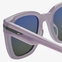 Nike Crescent II Sunglasses колір зелений
