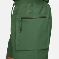 Nike Sportswear Tech Pack чоловічі Woven Utility шорти колір зелений