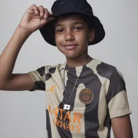 Nike Paris Saint-Germain Academy Pro Third Big дитячі Jordan Dri-FIT Soccer Pre-Match Short-Sleeve Top колір коричневий