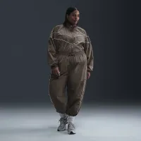 Nike Windrunner женская Loose UV Woven Full-Zip Куртка (большие размеры) цвет коричневый