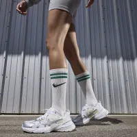 Nike V2K Run женская Кроссовки цвет белый