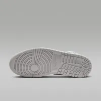 Nike Air Jordan 1 Mid SE чоловічі Кросівки колір білий