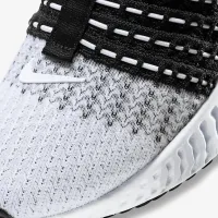 Nike React Phantom Run Flyknit 2 жіноча Road Running Кросівки колір чорний