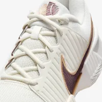 Nike GP Challenge Pro женская Hard Court Tennis Кроссовки цвет коричневый