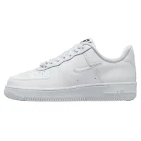 Кроссовки NIKE AIR FORCE 1 '07 SE WMNS (FB8251 100)