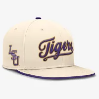 LSU Tigers Primetime True чоловічі Nike Dri-FIT College Fitted Hat колір коричневий