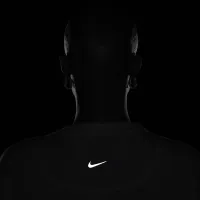 Nike One Relaxed жіноча Dri-FIT Short-Sleeve Top колір білий