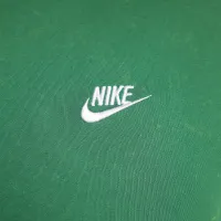Nike Sportswear Club чоловічі футболка колір зелений