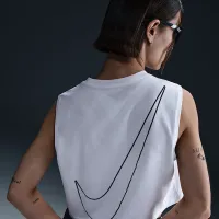 Nike Sportswear Club женская Sleeveless Cropped Graphic футболка цвет белый