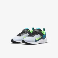 Nike Revolution 7 Little детские Кроссовки цвет черный