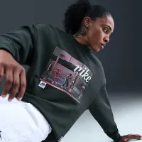 Nike Club Fleece жіноча Loose Crew колір зелений