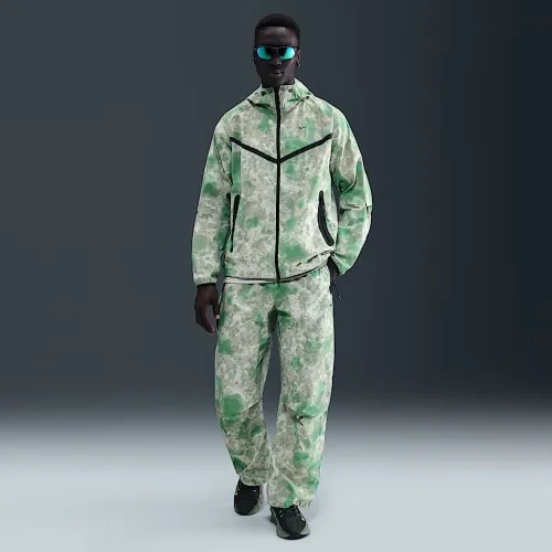 Nike Tech чоловічі Dri-FIT Woven Camo Loose-Fit Pants колір сірий