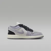 Nike Air Jordan 1 Low SE Big Kids' взуття Grey