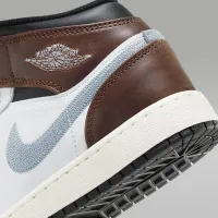 Nike Air Jordan 1 Mid SE Big дитячі Кросівки колір білий