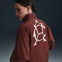 Club Америка Essential Special Edition жіноча Nike Soccer Woven Куртка колір коричневий