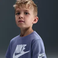 Nike Futura Little дитячі Everколір зелений футболка блакитний