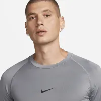 Nike Pro чоловічі Dri-FIT Tight Short-Sleeve Fitness Top колір сірий