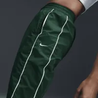 Nike Windrunner жіноча З високою талією Woven Open-Hem Pants колір зелений