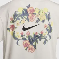 Nike Sportswear жіноча Artist Collection Short-Sleeve Graphic футболка колір білий