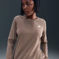 Nike Sportswear Club женская Long-Sleeve футболка цвет коричневый