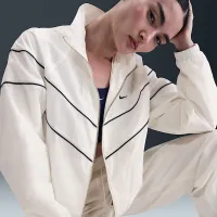 Nike Windrunner женская Loose UV Woven Full-Zip Куртка цвет белый