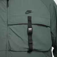Nike Tech мужские Woven Куртка цвет зеленый