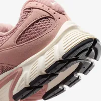 Nike V5 RNR жіноча Кросівки Pink