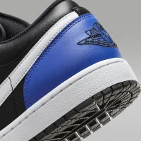 Nike Air Jordan 1 Low чоловічі Кросівки колір чорний