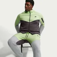 Nike Tech мужские Fleece Joggers цвет зеленый