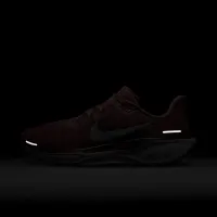 Morehouse Pegasus 41 мужские Nike College Road Running Кроссовки цвет красный