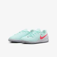 Nike Jr. Phantom GX 2 Club Little/Big дитячі IC Soccer Кросівки колір зелений