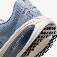 Nike Vomero 18 чоловічі Road Running Кросівки (Extra Wide) блакитний