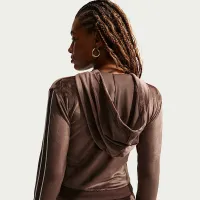 Nike Sportswear женская Full-Zip Long-Sleeve Hooded Top цвет коричневый