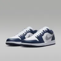 Nike Air Jordan 1 Low чоловічі Кросівки колір білий