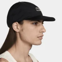 Nike Club Unstructuколір червоний Flat Bill Outdoor Cap колір чорний