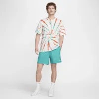 Nike Club чоловічі Woven Flow шорти колір зелений