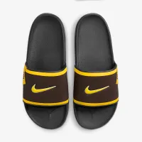 Nike Offcourt (San Diego PaКостюм) Offcourt Slides цвет коричневый