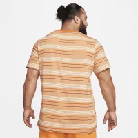 Nike Sportswear чоловічі футболка колір коричневий