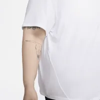 Nike One Relaxed жіноча Dri-FIT Short-Sleeve Top (великі розміри) колір білий