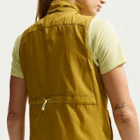 Nike ACG жіноча Trail Running Vest колір зелений
