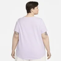 Nike Sportswear Essentials жіноча Logo футболка (великі розміри) колір фіолетовий