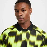 Nike Culture of Football чоловічі Dri-FIT Short-Sleeve Soccer Jersey Yellow