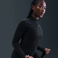 Nike Pro жіноча Dri-FIT Long-Sleeve Top колір чорний