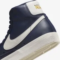 Nike Blazer Mid '77 жіноча Кросівки блакитний