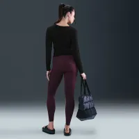 Nike One Relaxed жіноча Dri-FIT Top колір чорний