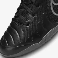 Nike Jr. Tiempo Legend 10 Club Little/Big детские Indoor/Court Low-Top Soccer Кроссовки цвет черный